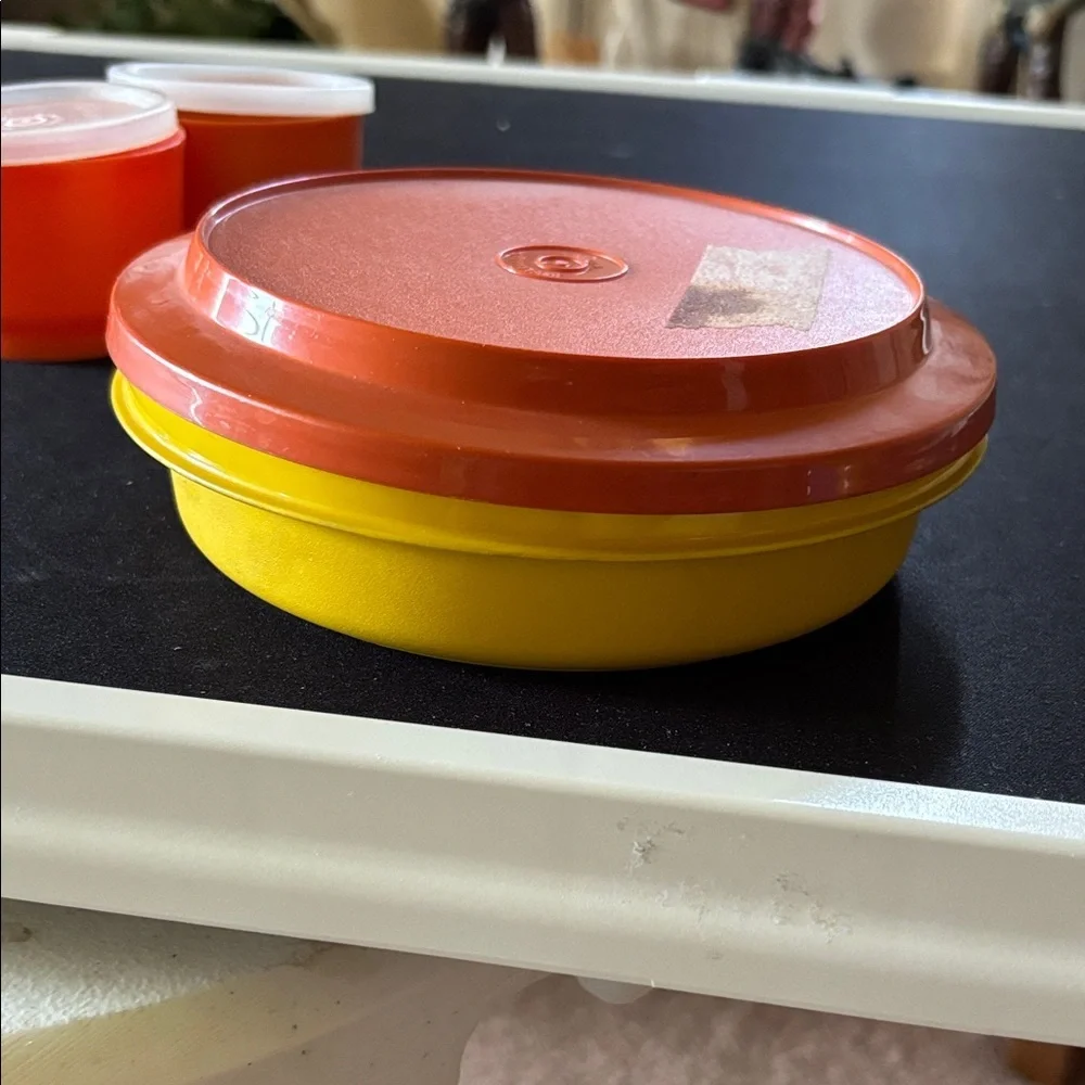 Tupperware Orange and Yellow Round Food Storage Containers Set